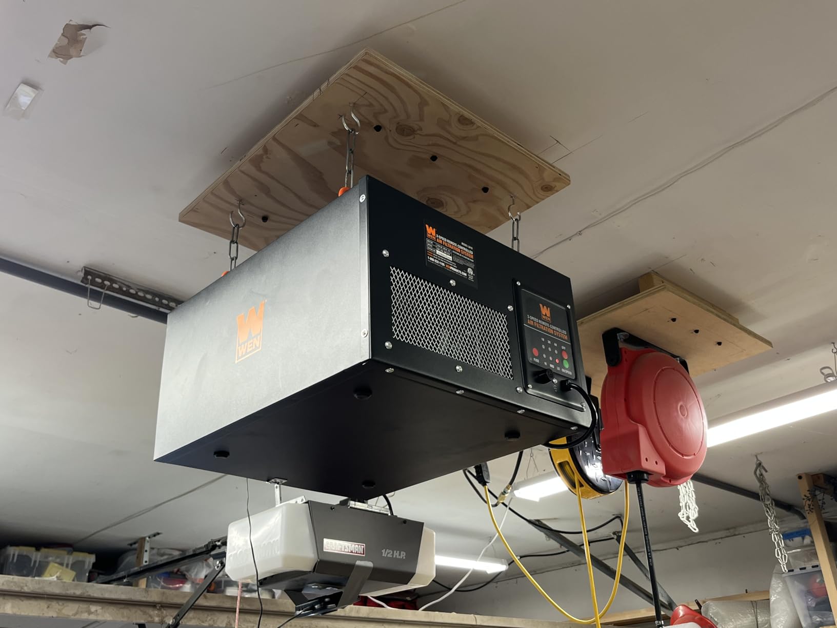 WEN 3410 3-Speed Remote-Controlled Air Filtration System (300/350/400 CFM) customer photo 2