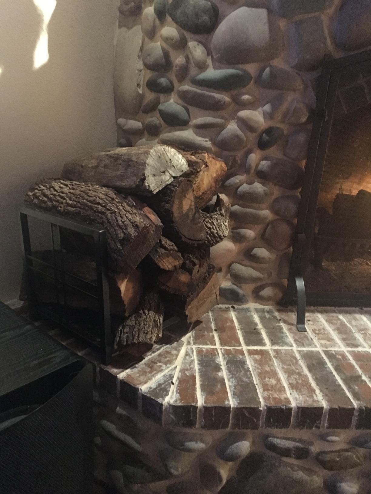 Pleasant Hearth Preston Steel Indoor Log Holder customer photo 1