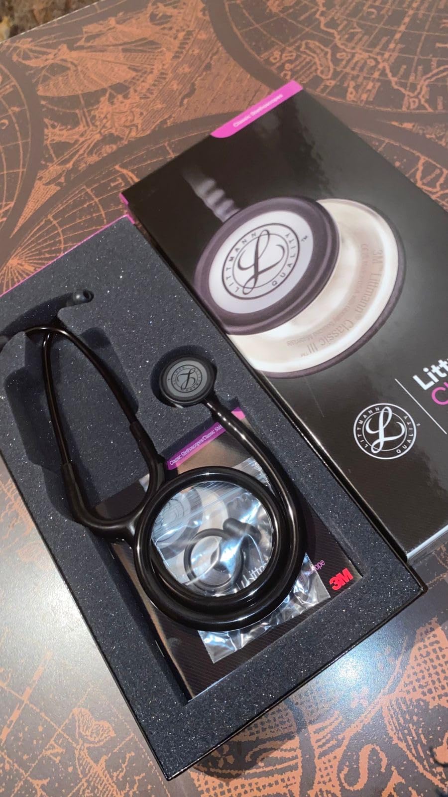 3M Littmann Classic III Monitoring Stethoscope, 5620, More Than 2X as Loud, Weighs Less, Stainless Steel Chestpiece, 27
