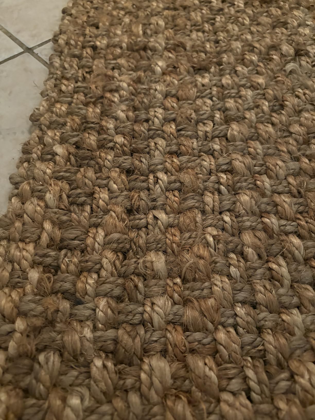 SAFAVIEH Natural Fiber Collection Area Rug - 5' x 8', Natural, Handmade Tassel Jute, Ideal for High Traffic Areas in Living Room, Bedroom (NF467A) customer photo 1