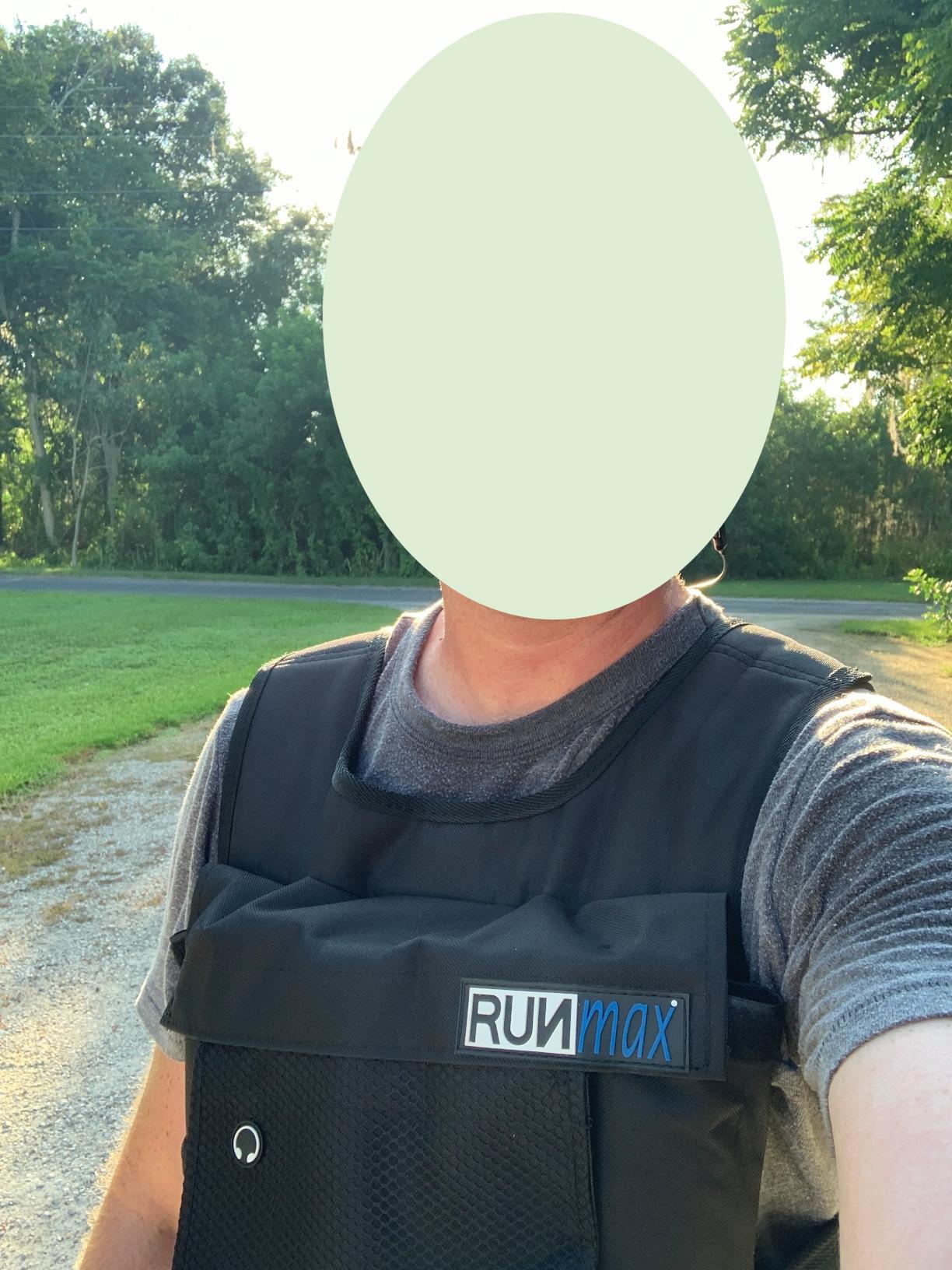 RUNmax Pro Weighted Vest 12lbs/ 20lbs/ 40lbs/ 50lbs/ 60lbs with Shoulder Pads Option customer photo 1