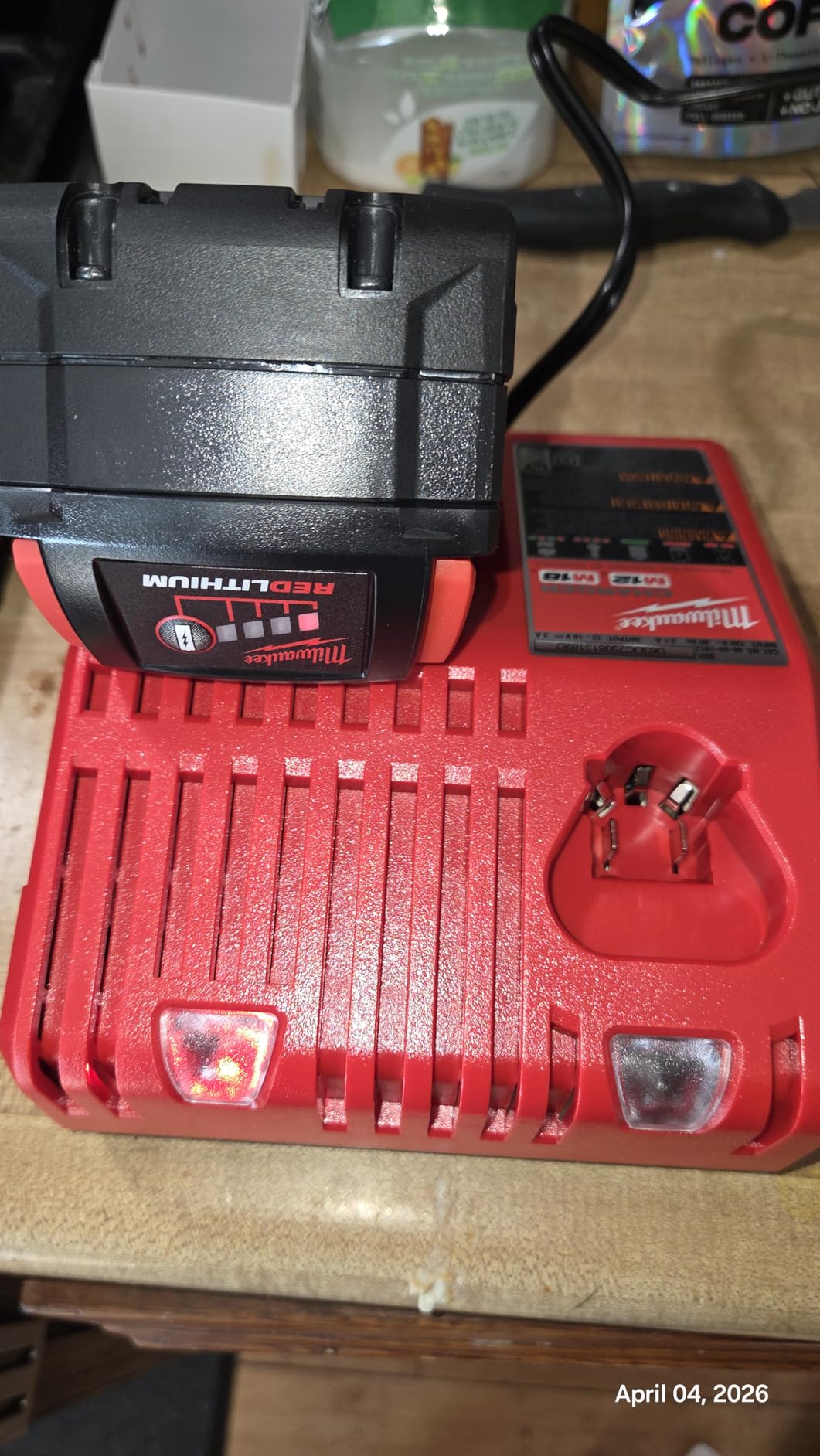Milwaukee 48-59-1850 M18 RED LITHIUM XC 5.0 Ah Batteries (2) + 48-59-1812 M12 and M18 Multi Voltage Charger kit customer photo 1