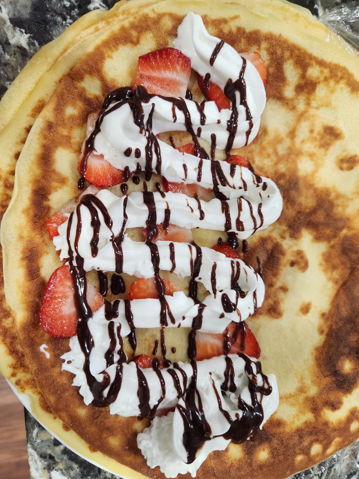Health and Home No Edge Crepe Maker - 13 Inch Crepe Maker & Electric Griddle - Non-stick Pancake Maker- Crepe Pan customer photo 2