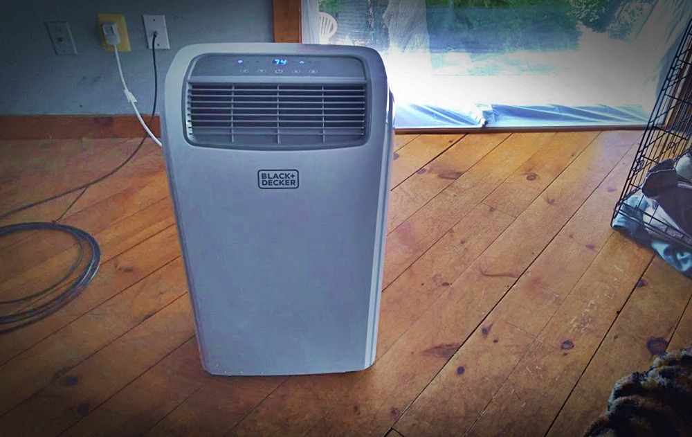 BLACK+DECKER Portable Air Conditioner, 9,000 BTU, BPACT08WT, White | 5,300 BTU SACC for Rooms up to 400 Sq. Ft., 3-in-1 Portable AC, Fan and Dehum with Follow Me Remote Control and Window Kit customer photo 2