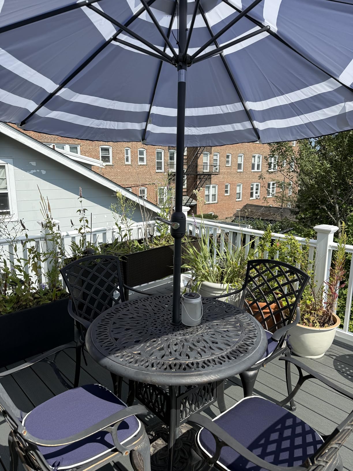 Sunnydaze Outdoor Patio Umbrella - Polyester Table Market Umbrella with Push-Button Tilt and Crank - 8 Sturdy Ribs - Awning Stripe - 9ft customer photo 1