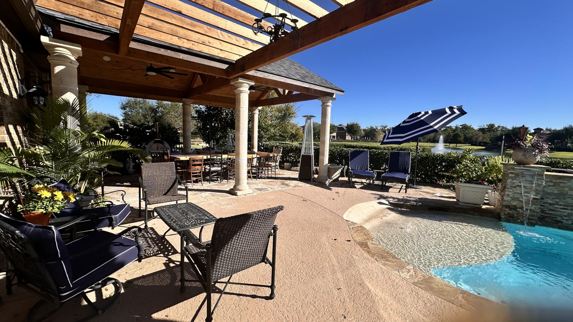 Sunnydaze Outdoor Patio Umbrella - Polyester Table Market Umbrella with Push-Button Tilt and Crank - 8 Sturdy Ribs - Awning Stripe - 9ft customer photo 2