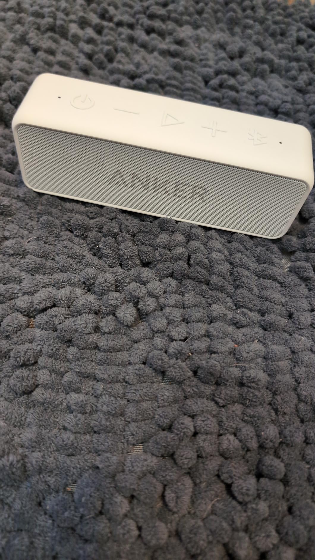 Anker Soundcore 2 Portable Bluetooth Speaker with Stereo Sound, Bluetooth 5, Bassup, IPX7 Waterproof, 24-Hour Playtime customer photo 1