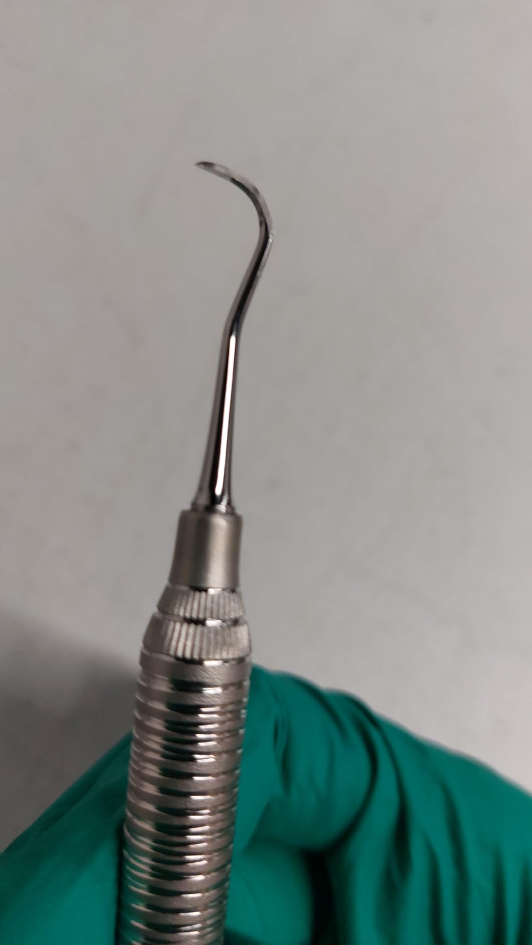 Pomee USA 711-067 Dental Scaler #H6/7, Double-Ended 9.5 mm Ultra-Light Hollow Handle, Autoclavable Instrument for Plaque Removal customer photo 2