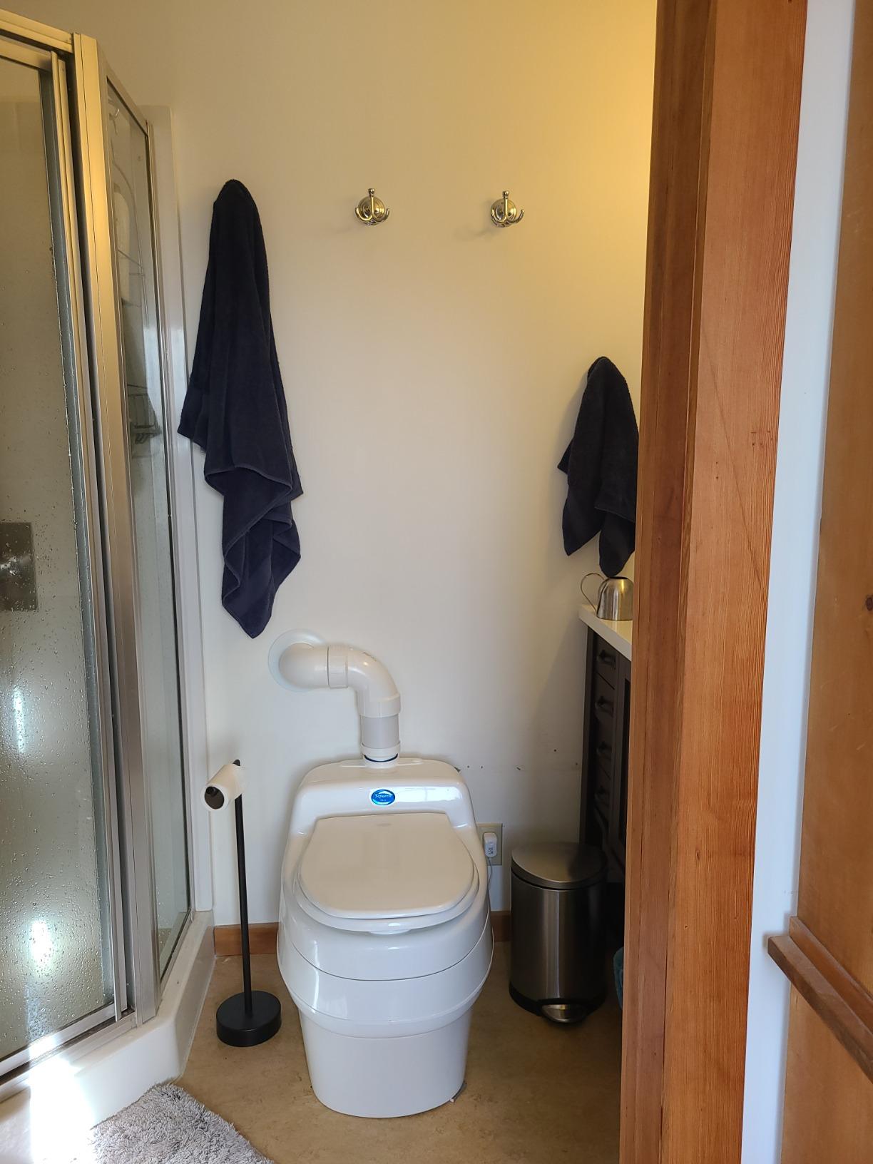 Separett Villa Urine-Separating Compost Toilet | No Additives or Mixing Needed, High-Capacity Design, For Homestead, For Schoolie, For Cottage Use customer photo 2