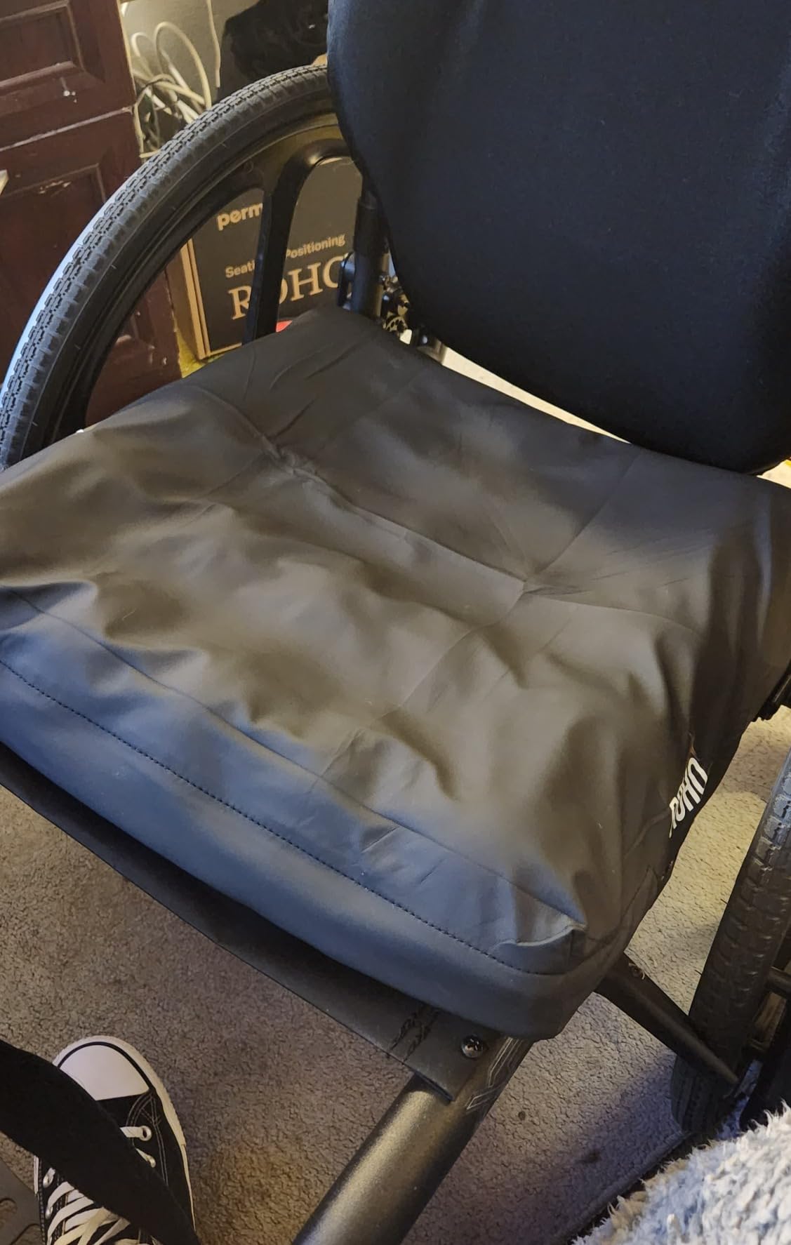Roho Mosaic Seat Cushion, Inflatable Air Cushion for Wheelchair or Office Chair, Adjustable Comfort Support, Heavy-Duty Non-Slip Cover, Portable Design, 18 x 16 Inch customer photo 2