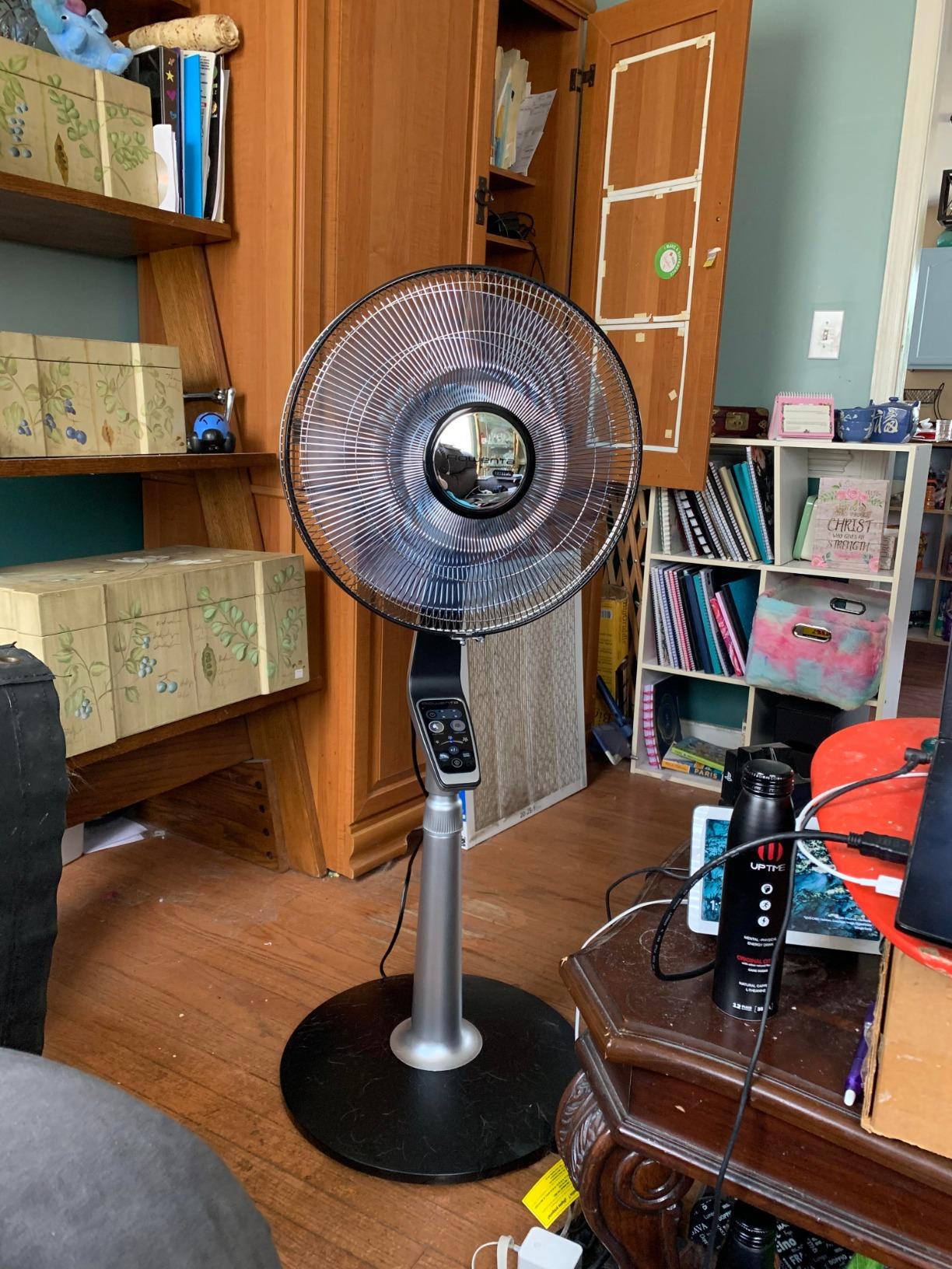 Rowenta Pedestal Fan, 53 Inches, Ultra Quiet Oscillating Fan for Bedroom, Portable, 5 Speeds, Refresh Up to 23-Feet, Silver, Indoor, VU5670 customer photo 1