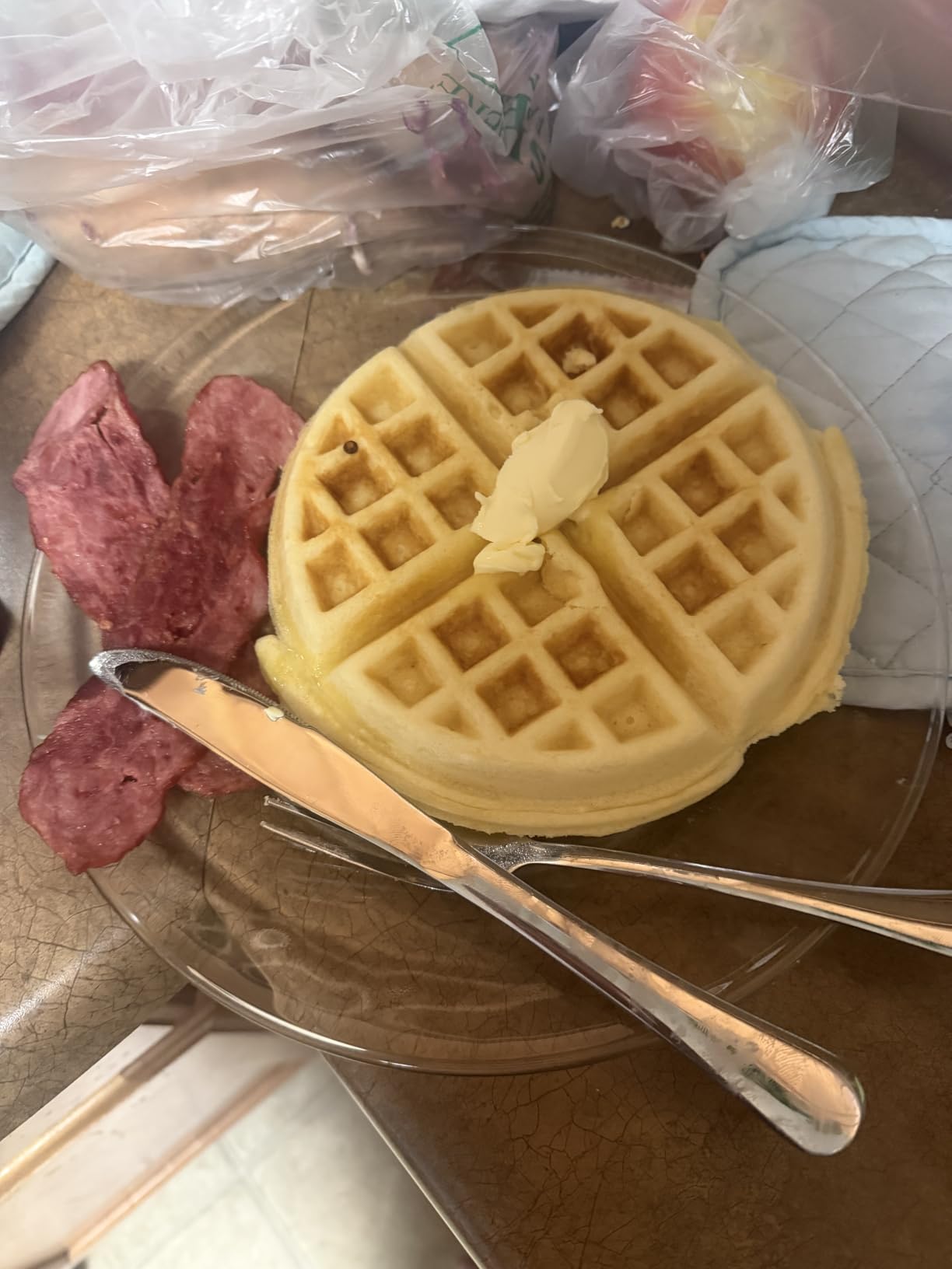 Chefman Rotating Belgian Waffle Maker, 180 Flip Iron w/ Non-Stick Plates, Adjustable Timer, Locking Lid, & Drip Plate, Space Saving Storage, Mess-Free Breakfast, Stainless Steel/Black customer photo 2