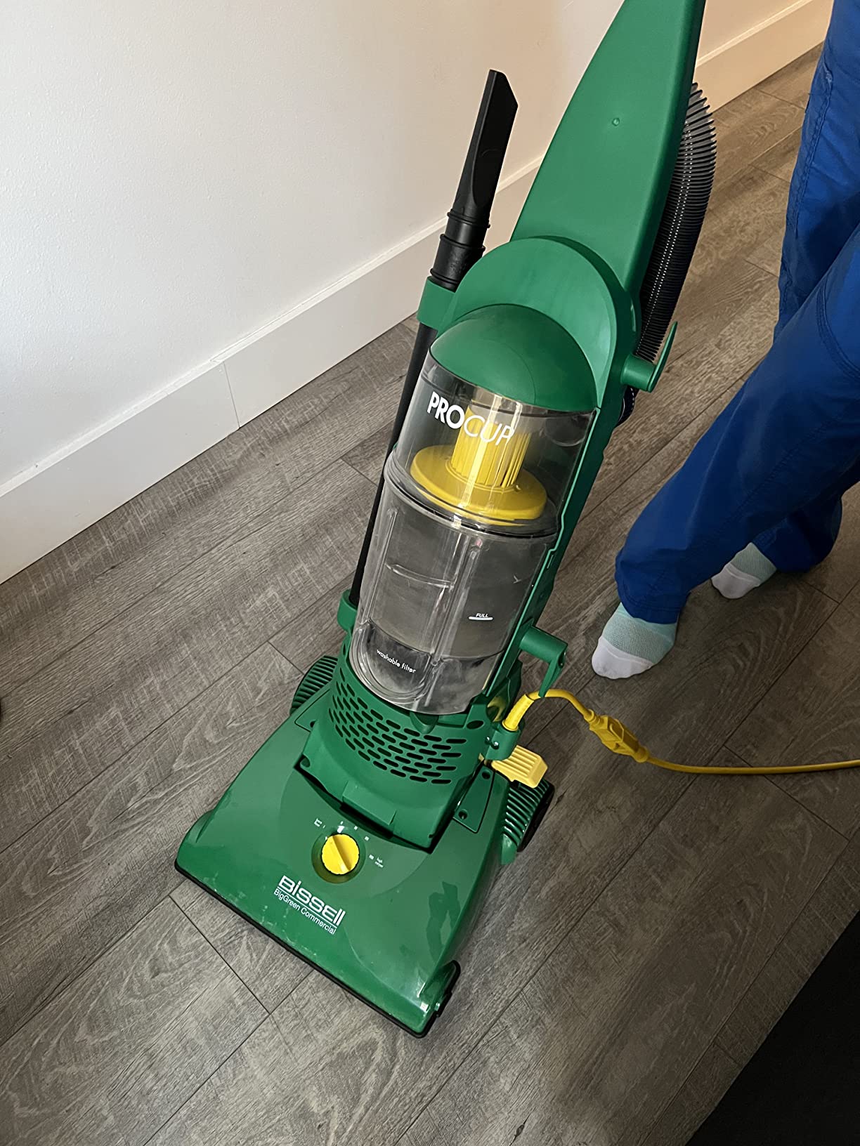 Bissell Commercial BGU1937T Pro Cup Bagless Upright Vacuum with On-Board Tools customer photo 2