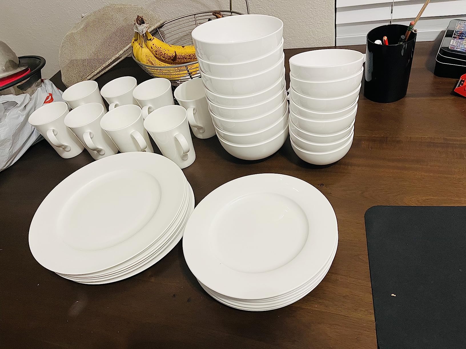 Mikasa Delray 40-Piece Bone China Dinnerware Set, White Round Dishes for 8 customer photo 2