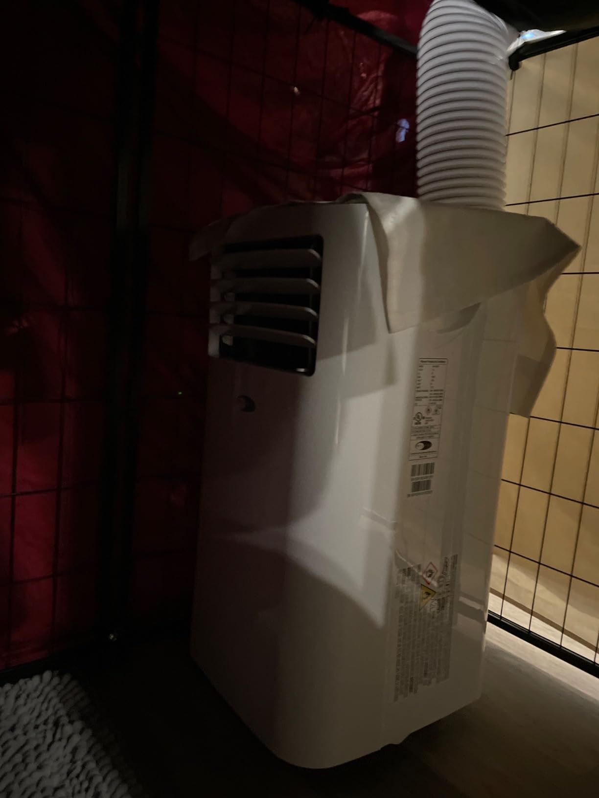 Whynter Portable Air Conditioner 10,000 BTU with Dehumidifier & Cooling Fan for 300 Sq. Ft. Rooms, Includes AC Unit Window Kit, ARC-102CS (7,000 BTU SACC), White customer photo 2