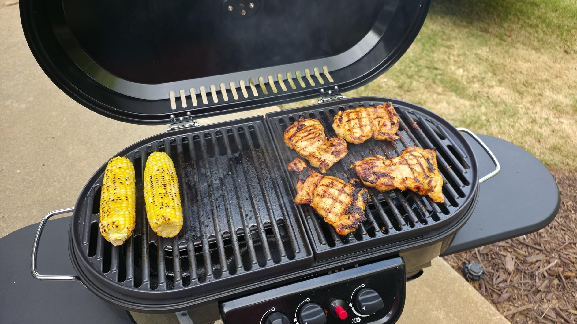 Coleman RoadTrip 285 Portable Stand-Up Propane Grill with 3 Adjustable Burners & Instastart Ignition, 20,000 BTUs for Outdoor Cooking, Camping, Tailgating customer photo 1
