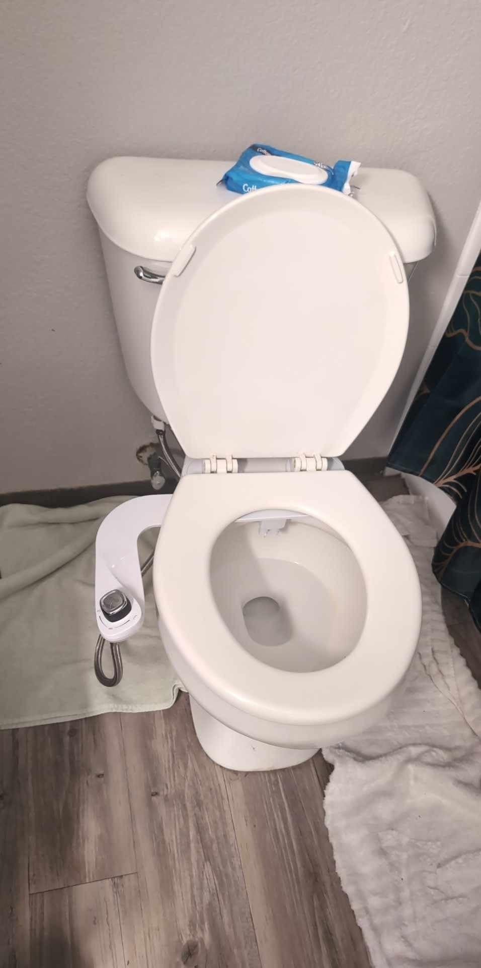 Bio Bidet SlimEdge Bidet Attachment for Toilet, Non Electric, Dual Nozzles for Front and Rear Cold Water Wash, Adjustable Water Pressure, White customer photo 2