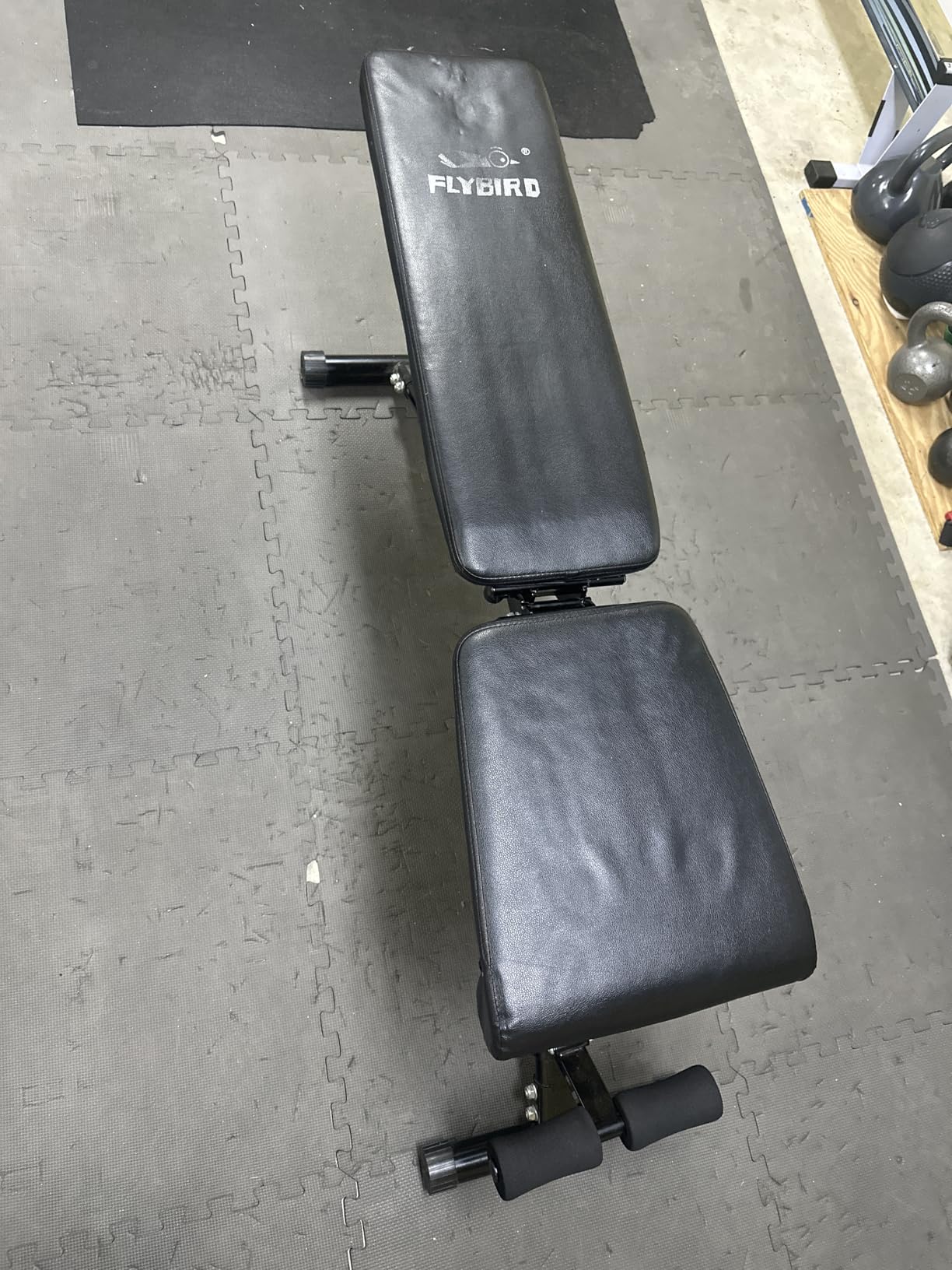 FLYBIRD WB5 Weight Bench, ASTM-Certified 800LBS Adjustable Weight Bench Workout Bench Foldable for Home Gym, 90 to -30 FID and 30in Extended Backrest for Bench Press Strength Training Exercise customer photo 2