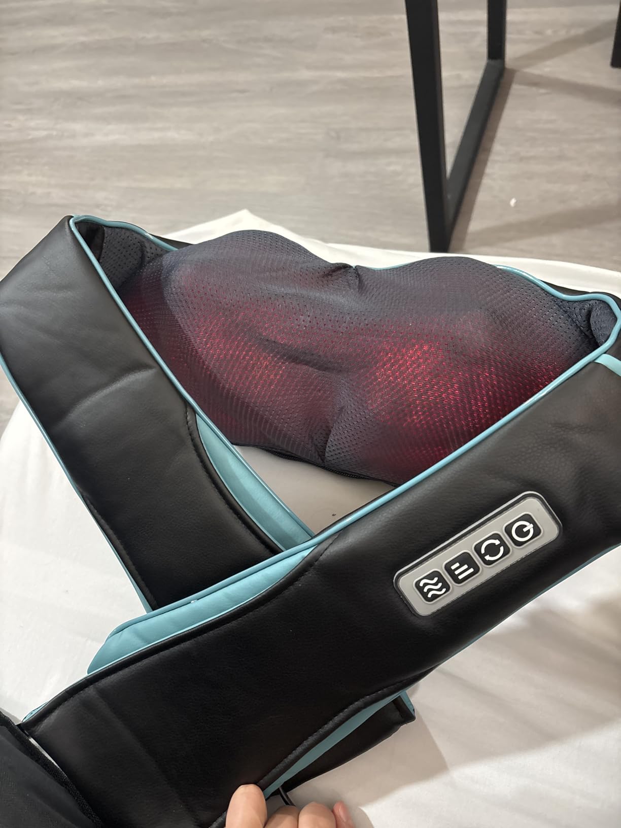 MagicMakers Shiatsu Neck Massager with Heat for Pain Relief Deep Tissue, Back & Shoulder Relief customer photo 2