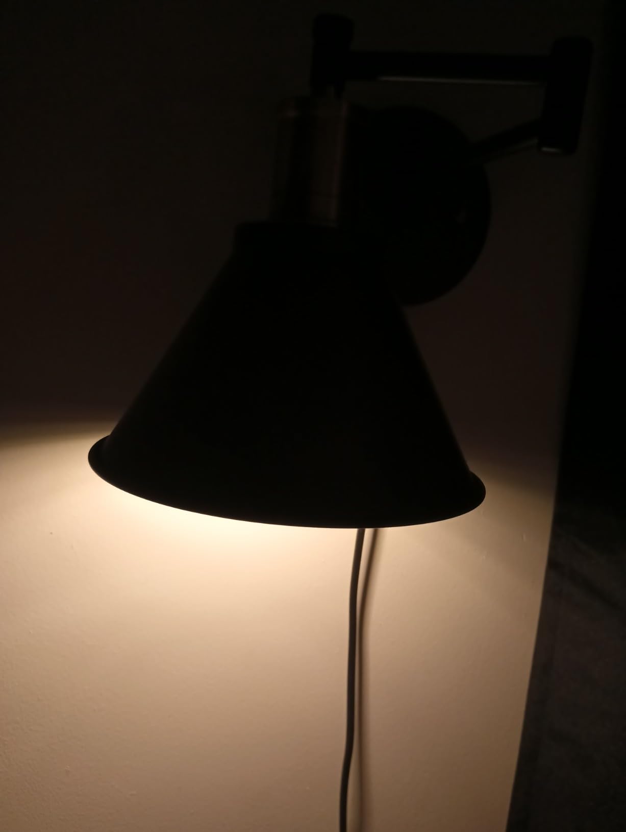 Swing Arm Wall Lamp Plug-in Cord Industrial Wall Sconce, Bronze and Black Finish, with On/Off Switch, E26 Base, 1-Light Bedroom Wall Lights Fixtures, Bedside Reading Lamp customer photo 1