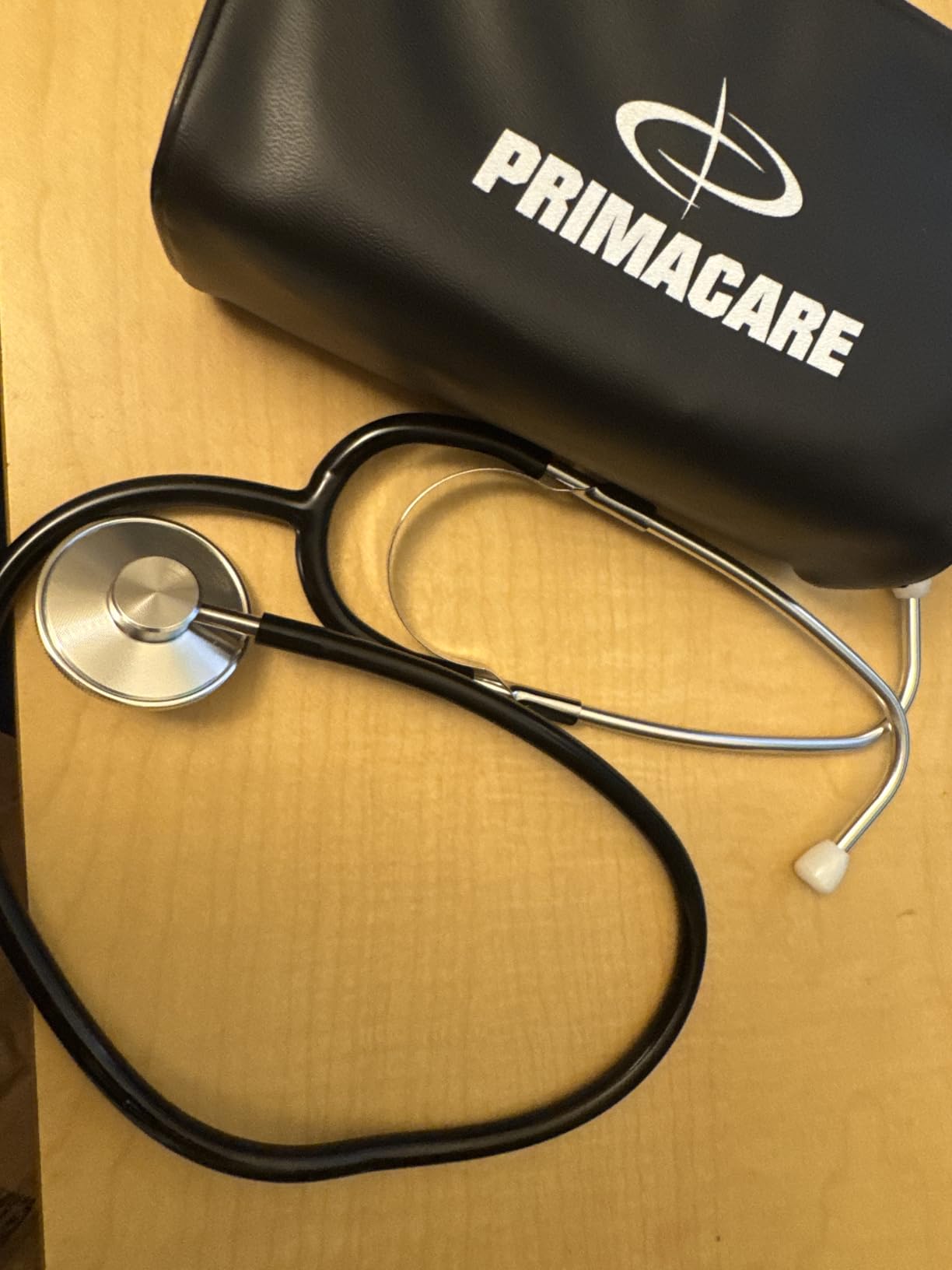 Primacare DS-9199 Nurse Essentials Starter Kit - Adult Aneroid Sphygmomanometer, Classic Stethoscope & Mini Diagnostic Otoscope with Travel Case customer photo 1