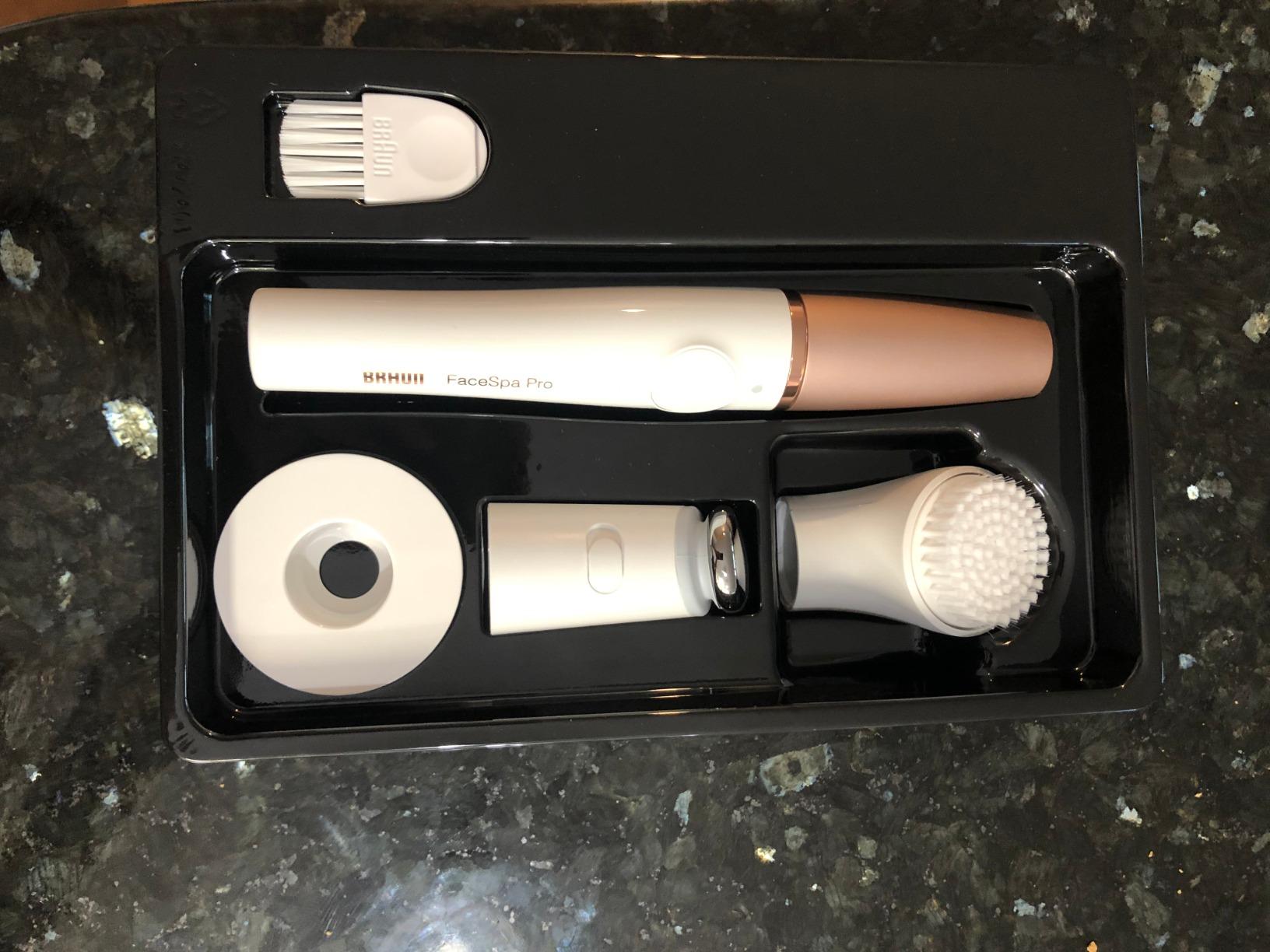 Braun Face Epilator Facespa Pro 911, Facial Hair Removal for Women, Hair Removal Device, 3-in-1 Epilating, Cleansing Brush and Skin Toning with 3 Extras customer photo 1