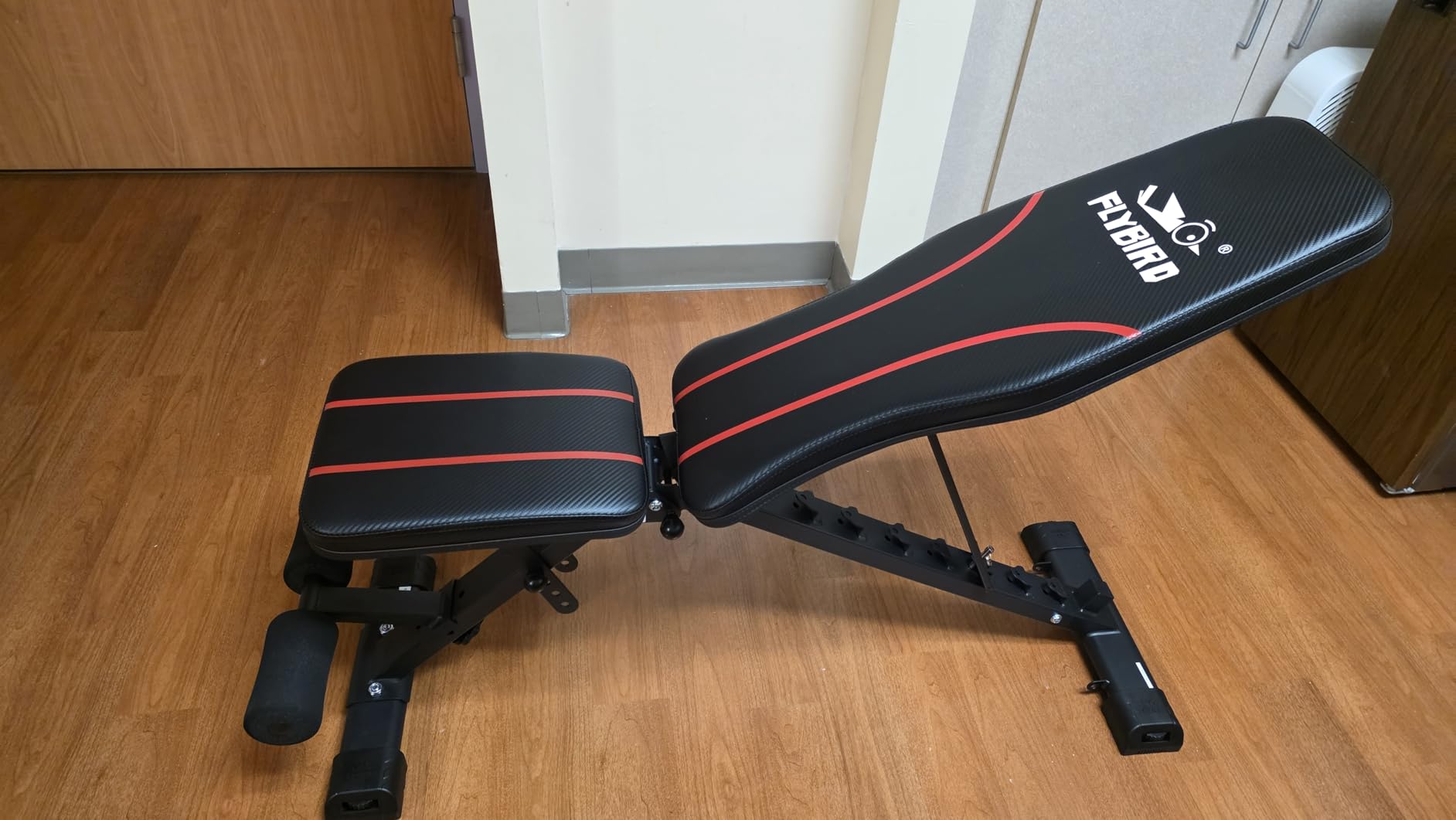 FLYBIRD WB2 Weight Bench, Utility Adjustable Weight Bench for Full Body Workout - Multi-Purpose Foldable Incline Bench customer photo 1