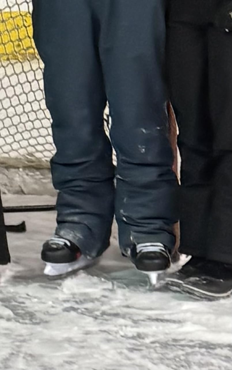 5th Element Stealth Ice Hockey Skates - Recreational Ice Skating and Hockey - True-to-Size Fit and Moisture Resistant Liner Ice Skates for Men customer photo 1