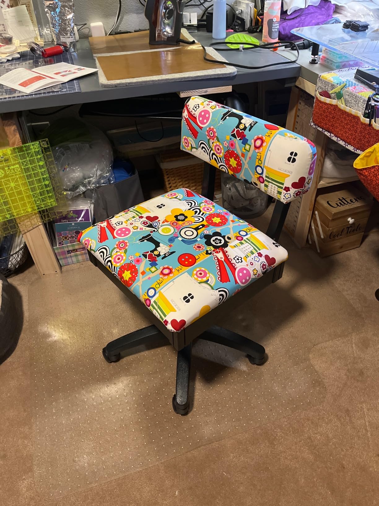 Arrow Sewing H6880 Adjustable Height Hydraulic Sewing and Craft Chair with Under Seat Storage and Printed Fabric, SEW Now SEW Wow Print customer photo 2
