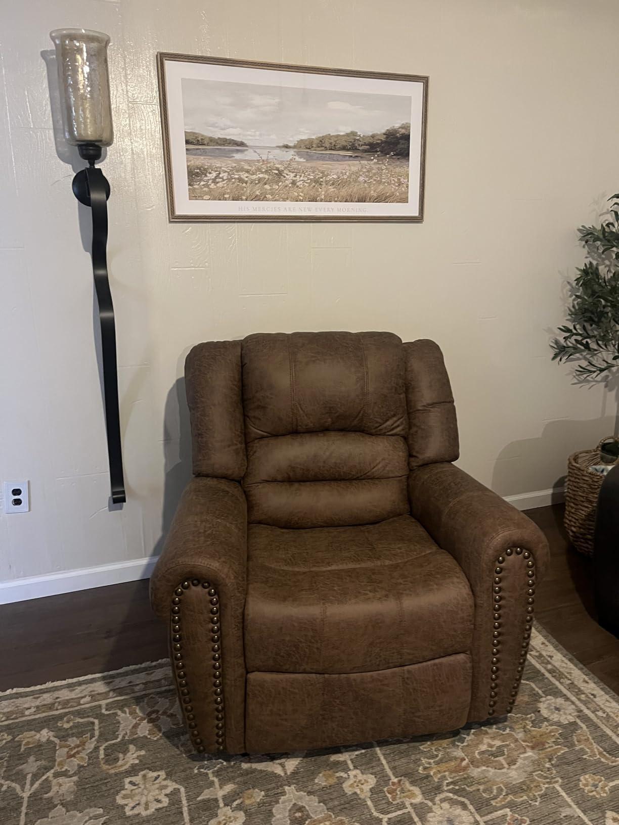 CANMOV Leather Recliner Chair, Classic and Traditional Manual Recliner Chair with Comfortable Arms and Back Single Sofa for Living Room, Nut Brown customer photo 2