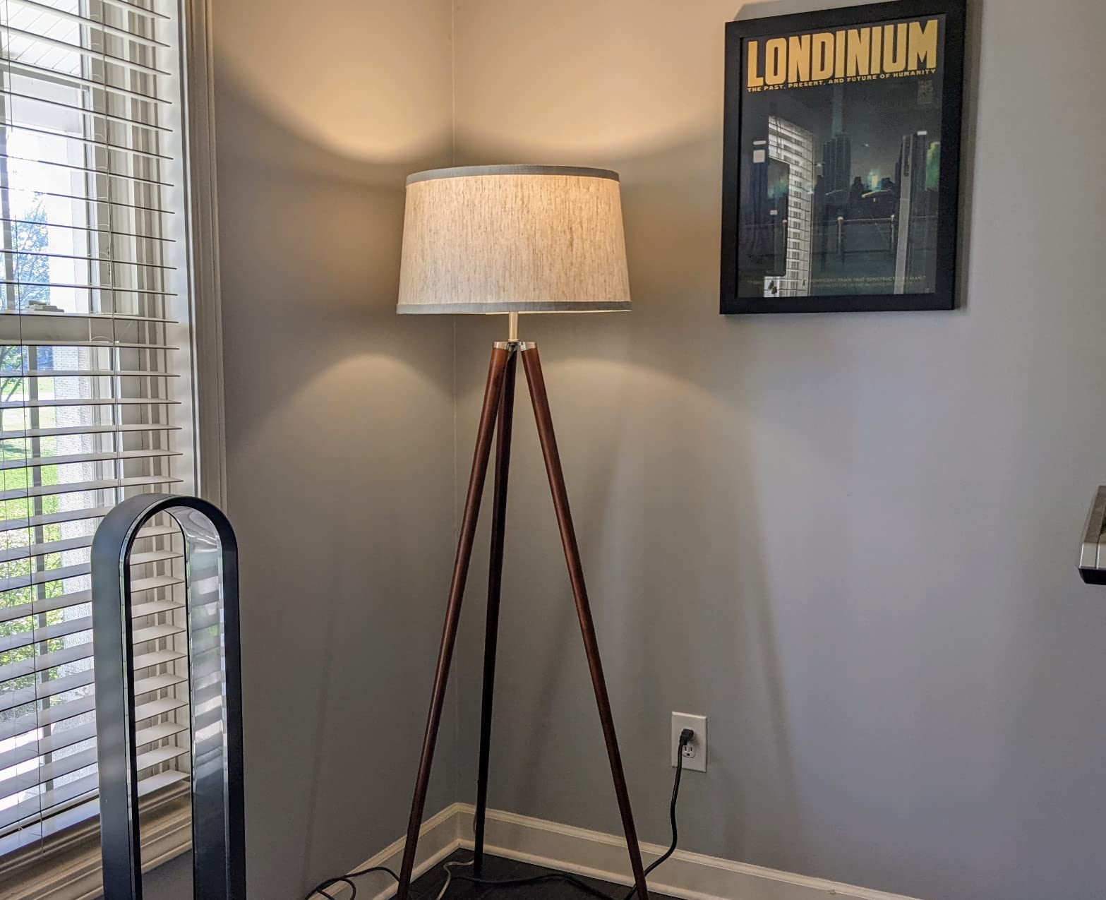 Brightech Emma LED Floor Lamp, Tall Lamp with Wood Legs, Mid-Century Modern Standing Lamp for Bedroom Reading, Tripod Lamp for Living Rooms & Offices, Great Living Room Decor - Walnut Brown customer photo 2