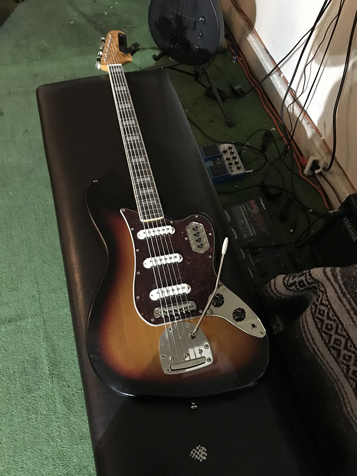 Squier Classic Vibe 6-String Bass VI, Black, Laurel Fingerboard customer photo 2