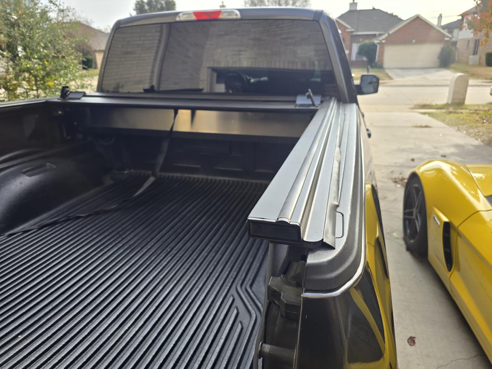 Syneticusa MB Retractable Tonneau Cover fit 2004-2026 F-150, 5.5ft Truck Bed - Hard Truck Bed Cover, 6063-T5 Aluminum, Double Lock, Waterproof, Low Profile, 600lb Capacity, 3-Year Warranty customer photo 2