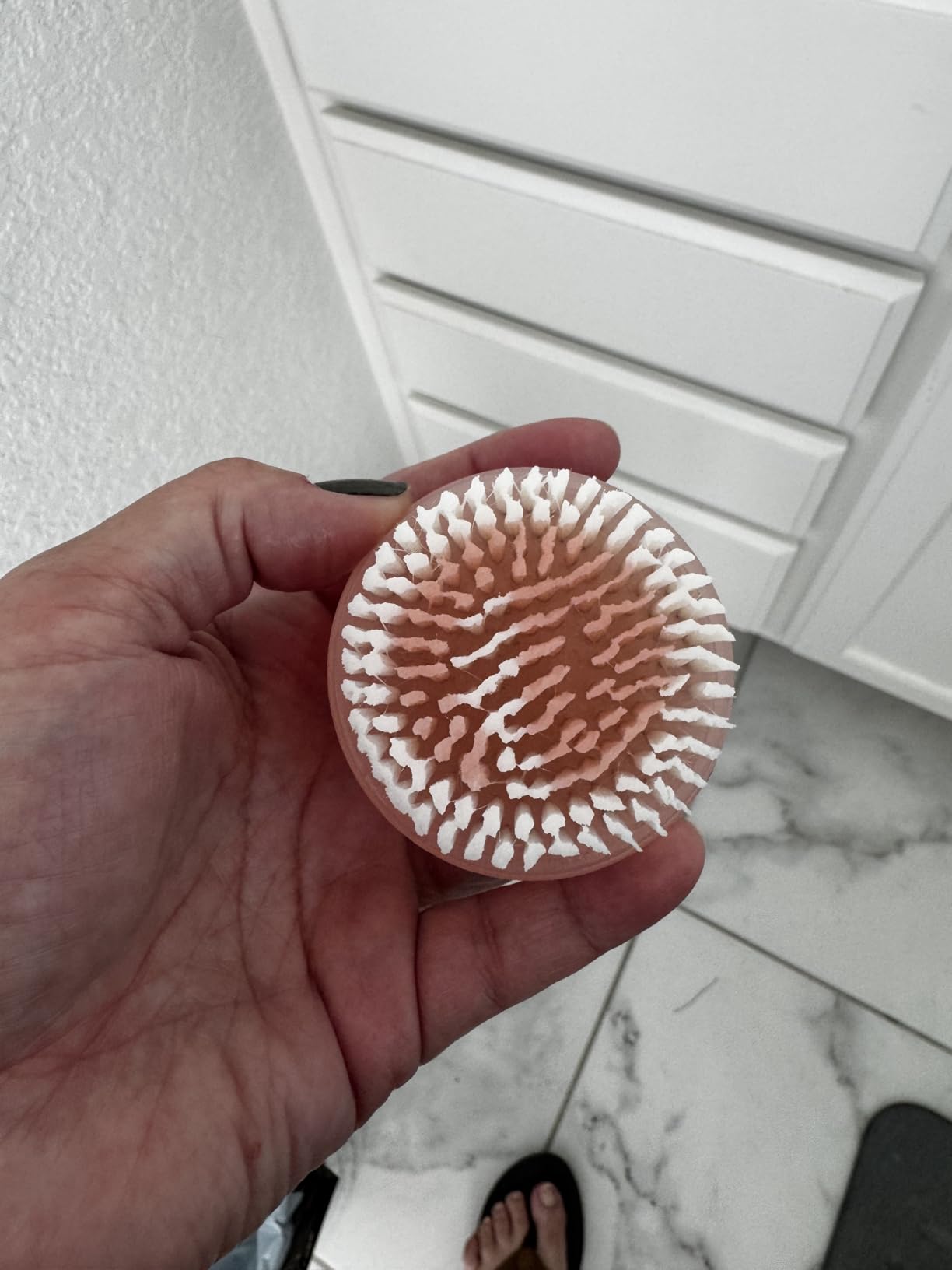 EcoTools Deep Cleansing Facial Brush, Manual Facial Cleansing Brush customer photo 2