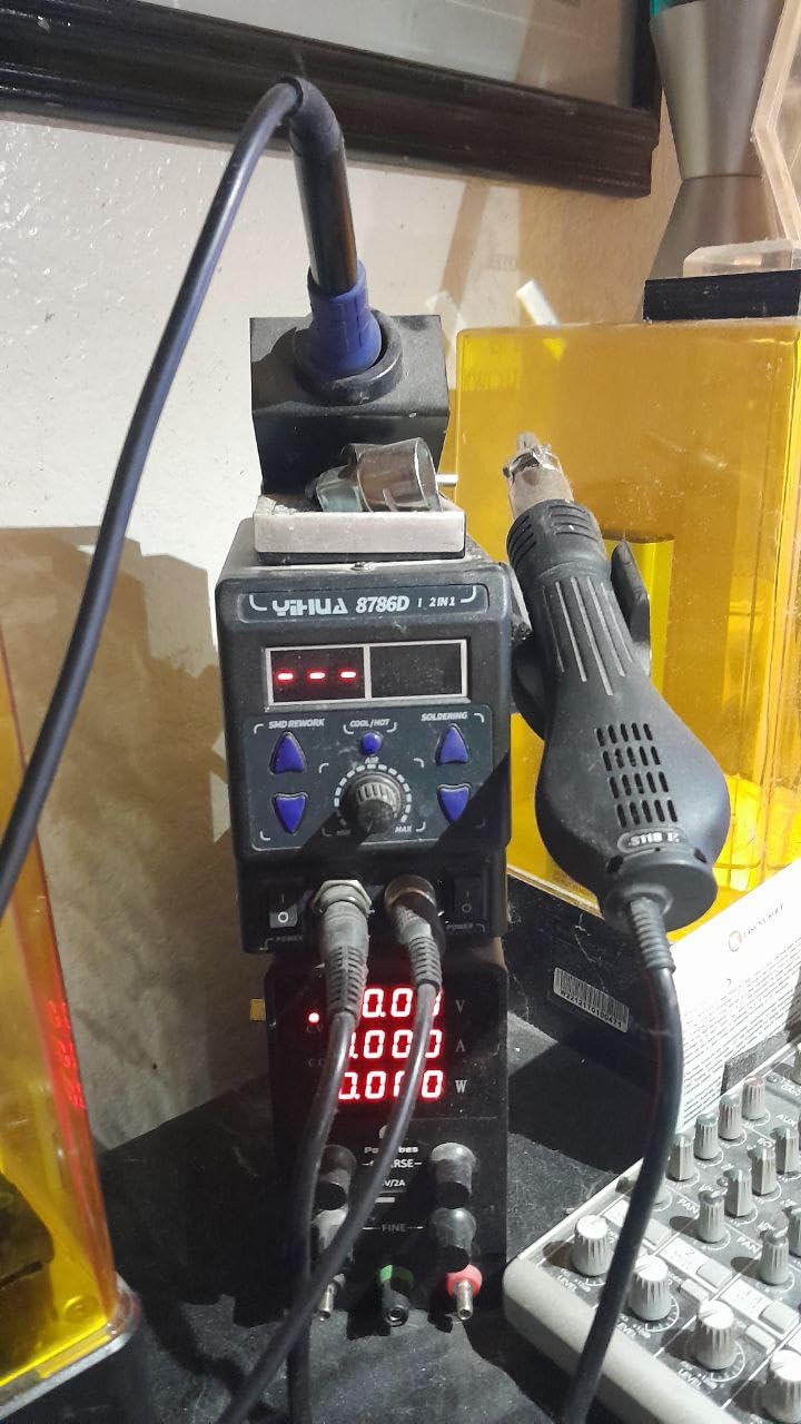 YIHUA 8786D I 2 in 1 Hot Air Rework and Soldering Iron Station with 10 Solder Iron Tips, 4 Hot Air Nozzles, °F/°C, Cool/Hot Air Conversion and Sleep Function customer photo 2