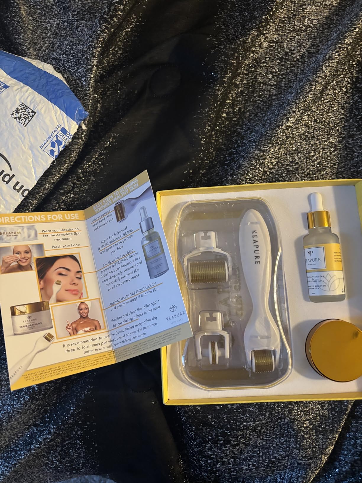 Derma Roller Kit for Face, Body, Stretch Marks - Skin Care Kit 540 Microneedle Roller Heads 180-Eyes, 600-Face,1200-Body | 30gm Moisturizing Cream and 25% Vitamin C Serum | Microneedling Roller Set customer photo 1