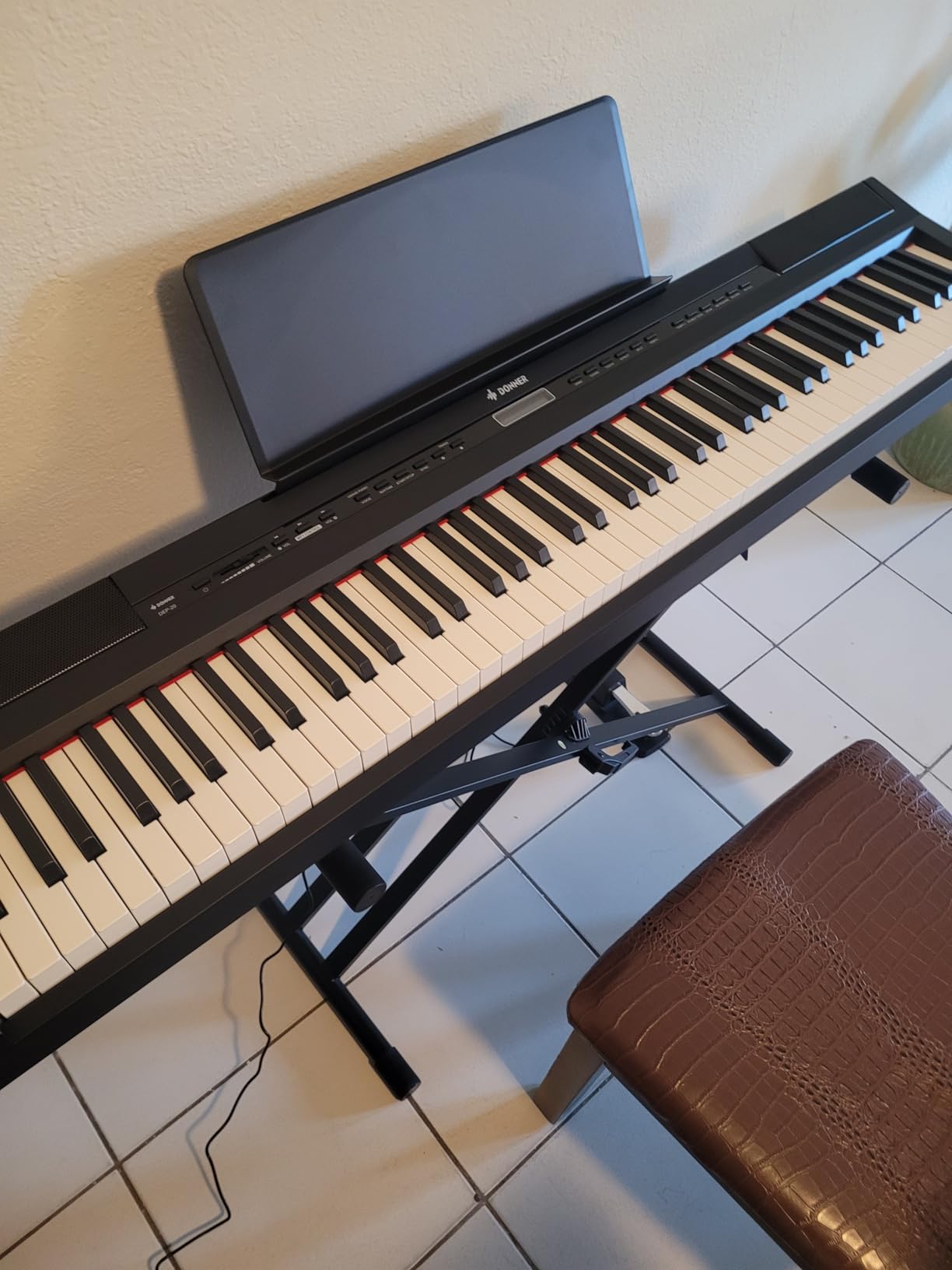 Donner DEP-20 Beginner Digital Piano 88-Key Full Size Weighted Keyboard, Portable customer photo 2