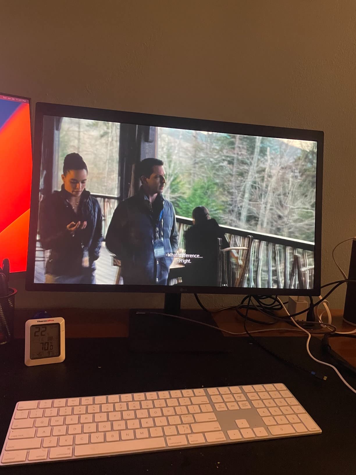 LG 27MD5KL-B Ultrafine Monitor 27