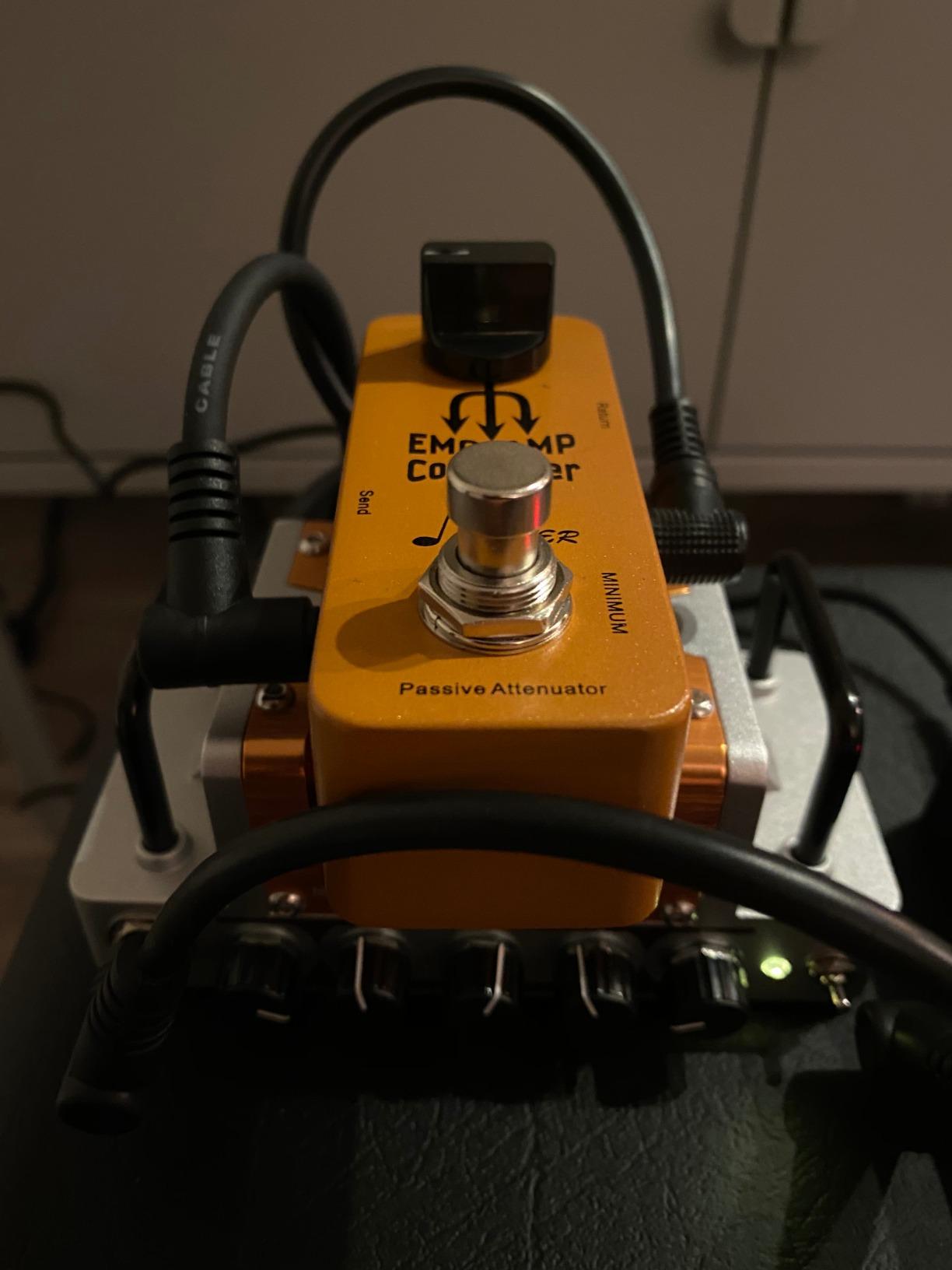 Donner Amp Attenuator Pedal EMO AMP Box Controller Signal Converter Guitar Effect Pedal with Mute Footswitch customer photo 2