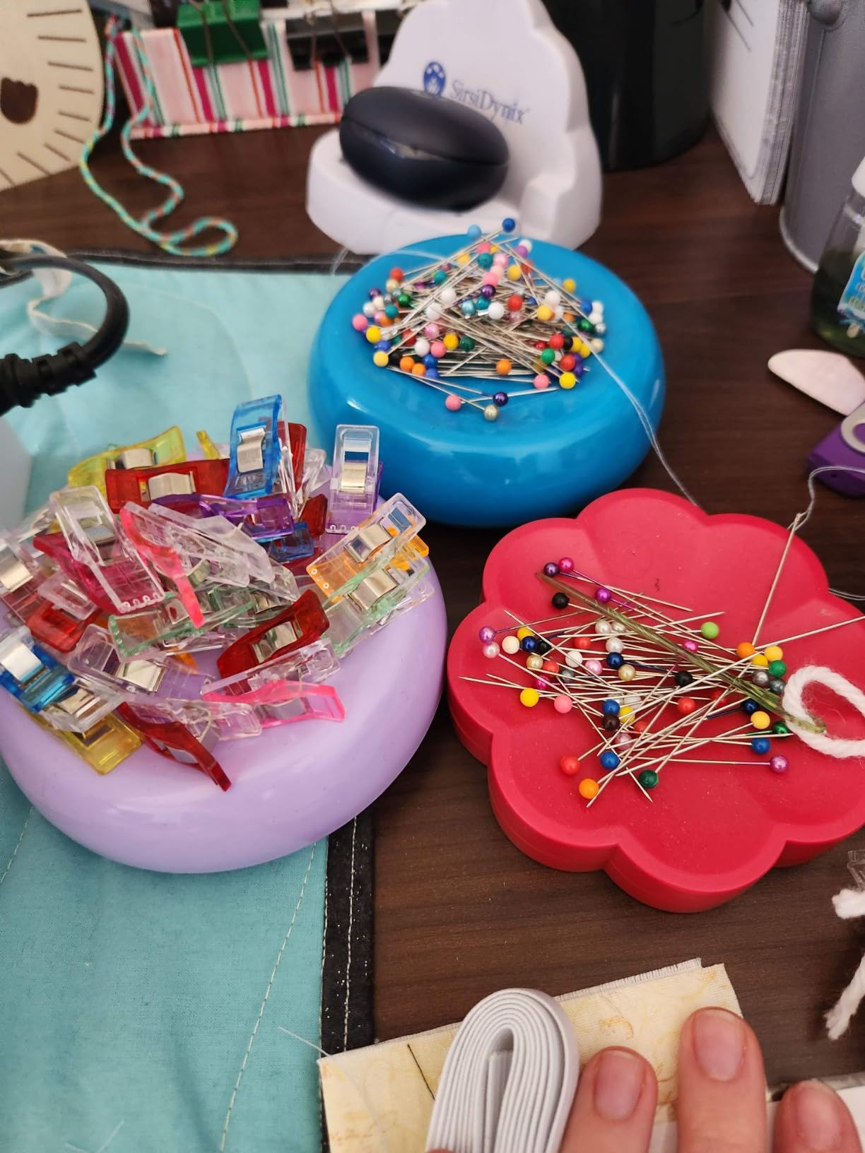 Grabbit Magnetic Sewing Pincushion with 50 Plastic Head Pins - Magnet Pin Organizer for Quilting, Embroidery, Needles, Bobby Pins, & Craft Storage, Yellow customer photo 2