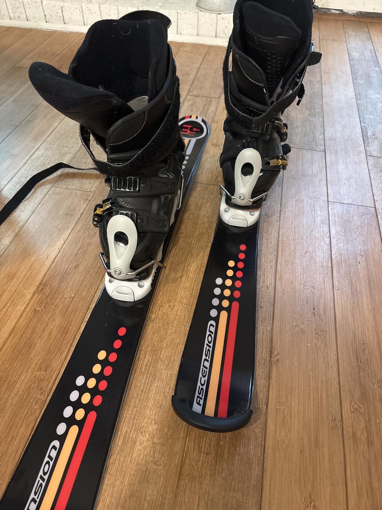 5th Element 99cm Ski Blades, Ski Boards, Snowblades | Adjustable Non-Release Bindings - Twin Tip Freestyle Mini Skis Short Skis | for Tricks, All Mountain customer photo 1