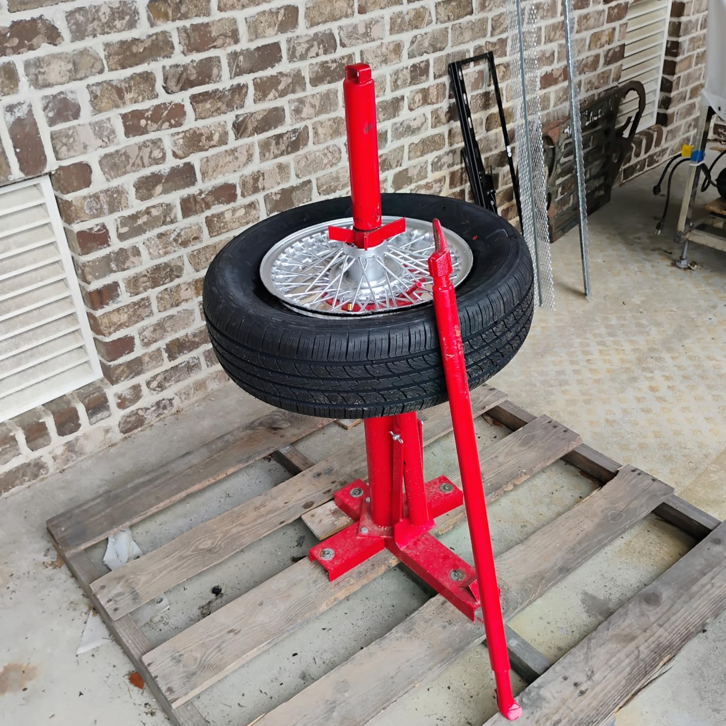 TUFFIOM Manual Tire Changer, Portable Hand Bead Breaker Mounting Tool for 8” to 16” Tires, for Home Garage Small Auto Shop customer photo 2