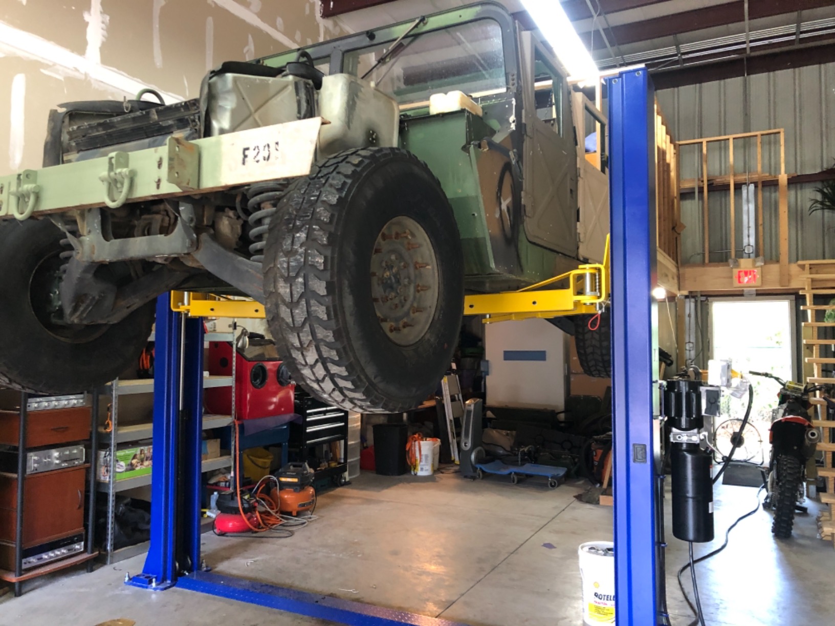 APlusLift HW-10KBP 10000LB Two Post Floor Plate Car Lift/Industry Leading 36 Months Part Replacements customer photo 2