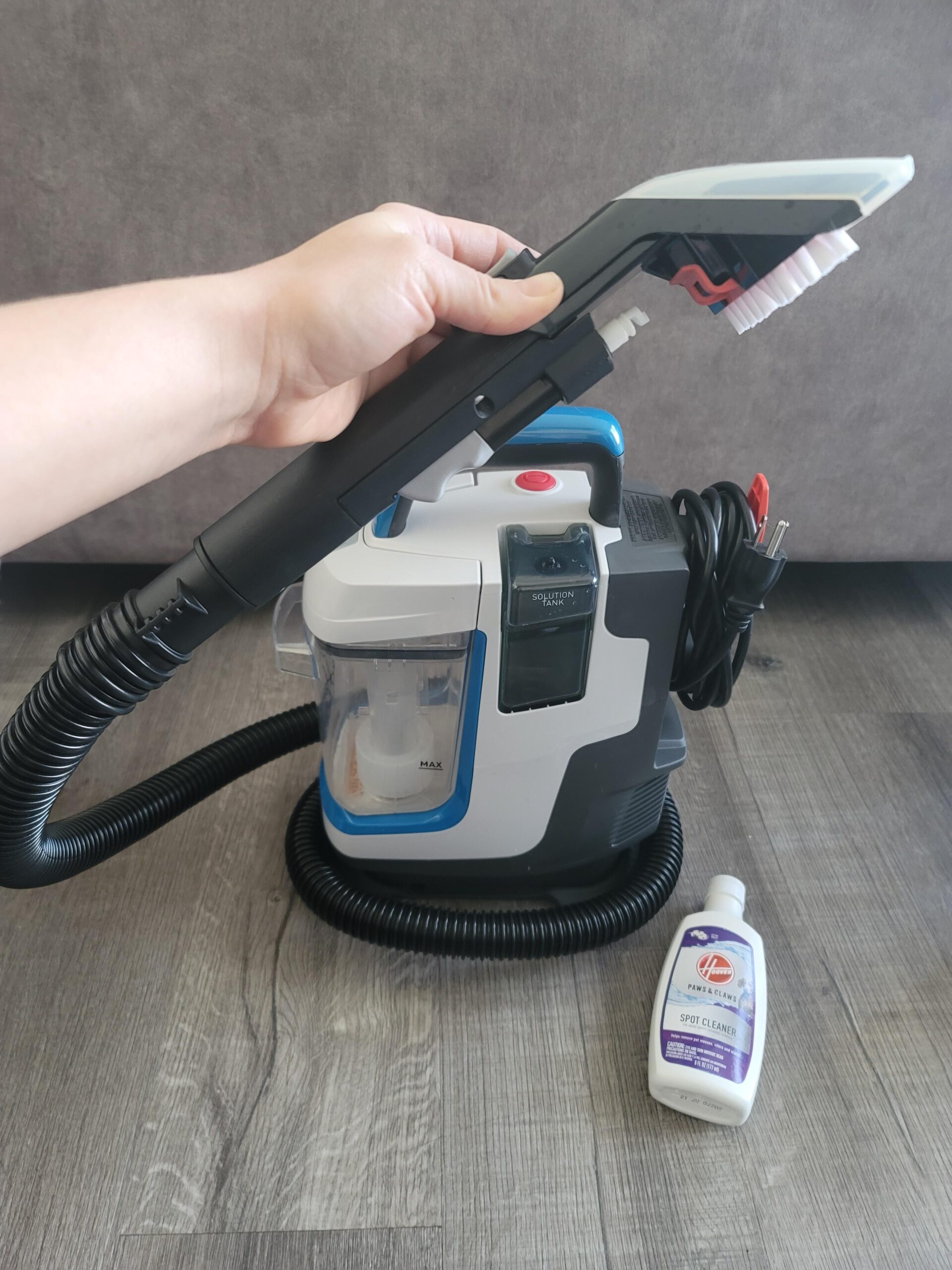 Hoover PowerDash Go Portable Spot Cleaner, Lightweight Carpet and Upholstery Machine, Stain Remover for Pets Stairs and Home, FH13010PC, Blue customer photo 1