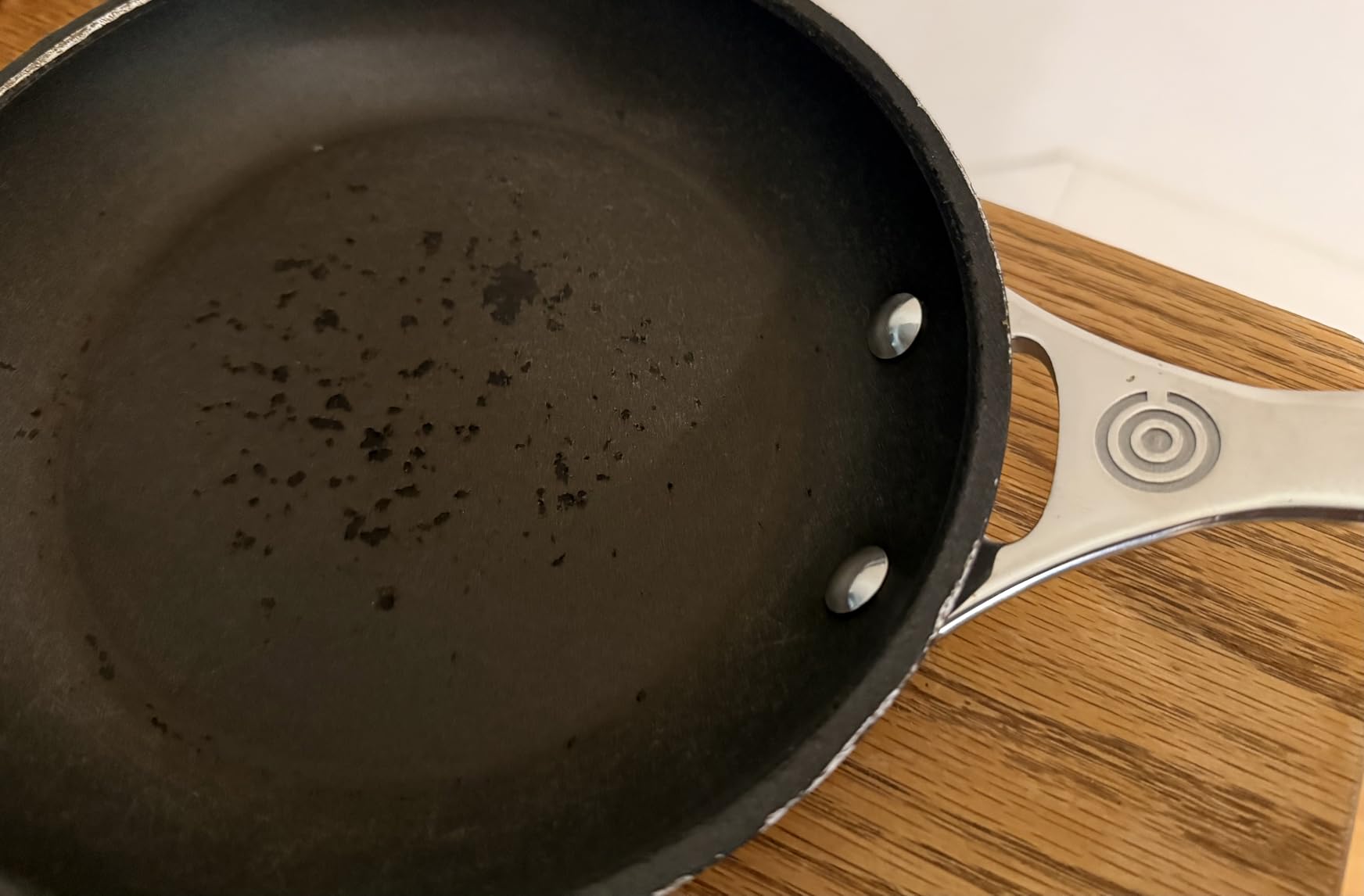 Le Creuset Toughened Nonstick PRO Cookware Set, 2 pc. (9.5