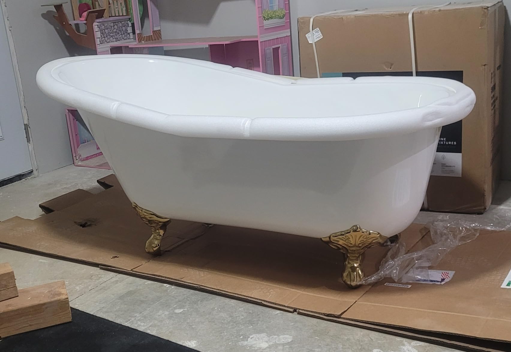 Vintage Tub & Bath Charlotte 54 Inch Cast Iron Slipper Clawfoot Tub - No Faucet Drillings customer photo 2