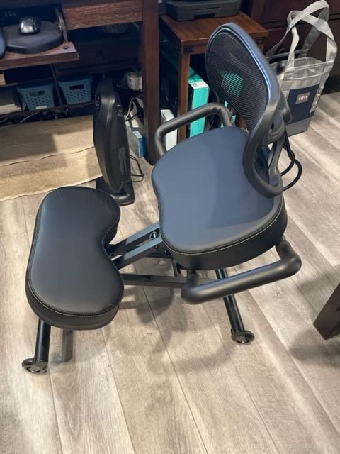 DRAGONN by VIVO Ergonomic Kneeling Chair with Back Support, Adjustable Stool for Home and Office with Angled Seat for Better Posture - Thick Comfortable Cushions, Black, DN-CH-K02B customer photo 1