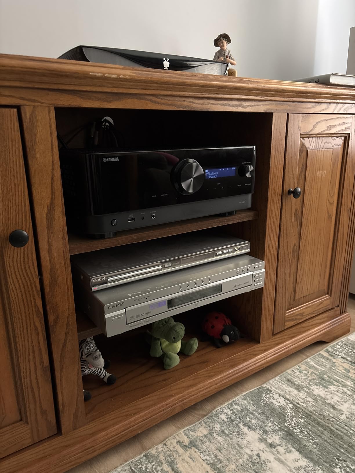 YAMAHA RX-V6A 7.2-Channel AV Receiver with MusicCast customer photo 2