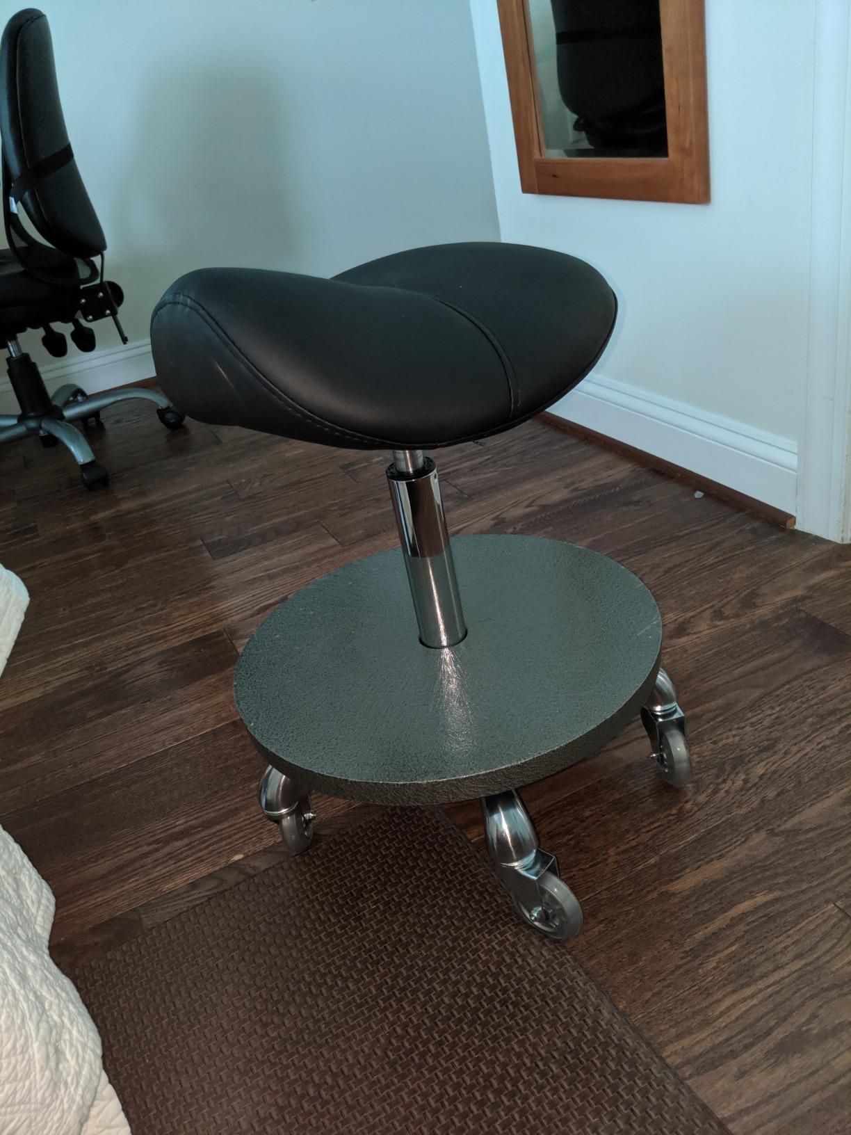 Saddle Stool Rolling Ergonomic Swivel Chair for Dental Office Massage Clinic Spa Salon,Adjustable Hydraulic Stool with Wheels (Without Backrest, Blue) customer photo 2