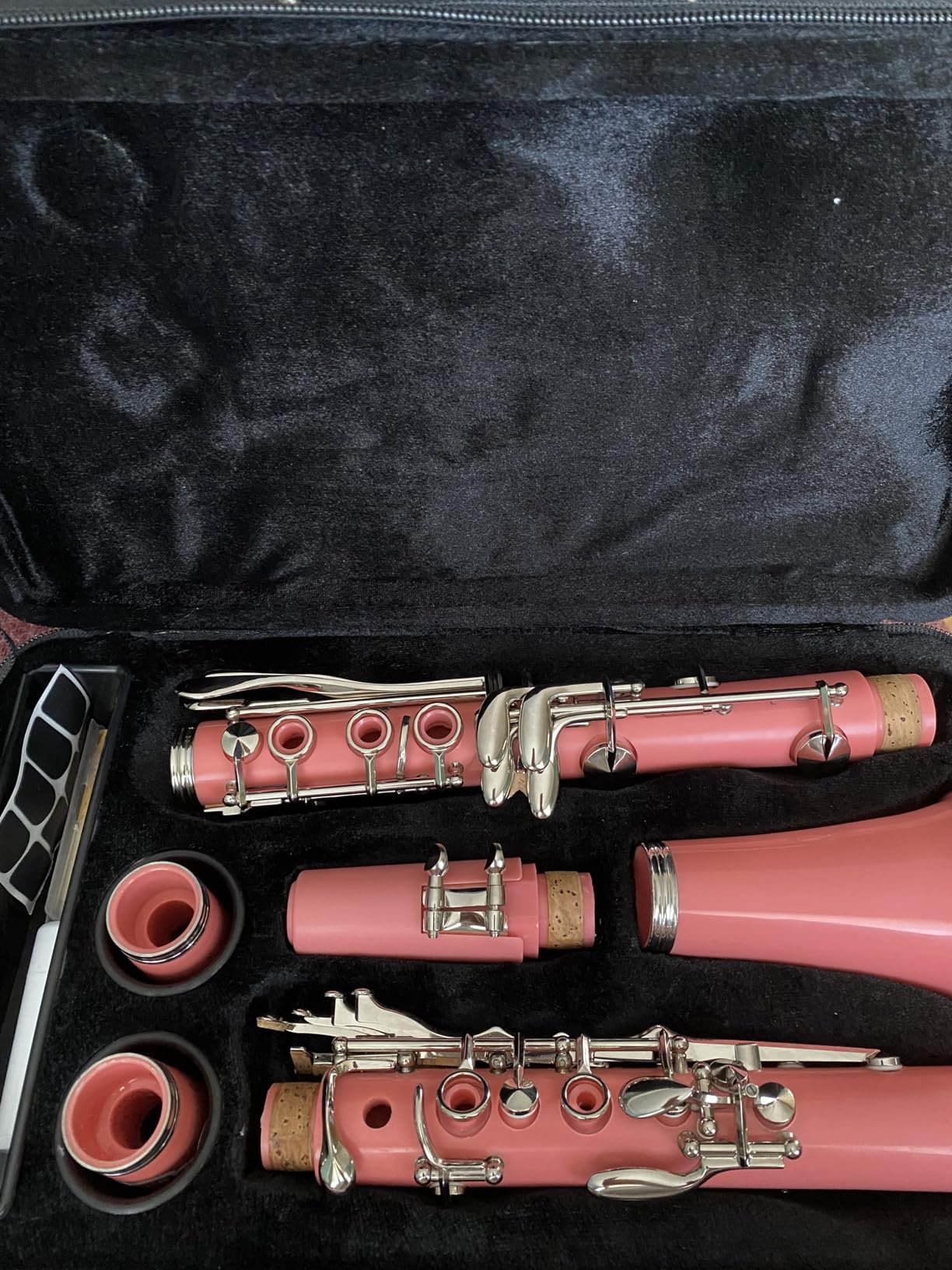 Bb Clarinet For Beginners Students B Flat Clarinet 17 Keys Clarinets with Case Stand Strap 2 Barrels 8 Mouthpiece Cushion White Gloves (Black) customer photo 2